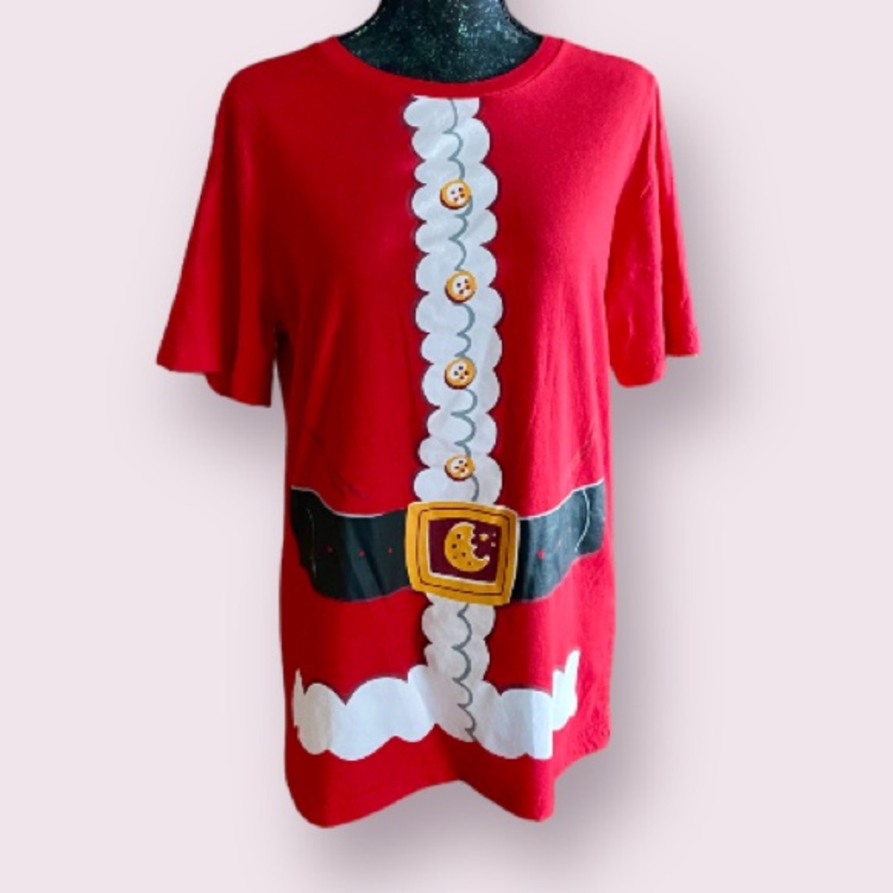 Mad Engine Men's Santa Suit T-Shirt in Red
